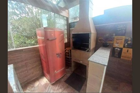 Casa à venda com 84m², 2 quartos e 1 vaga