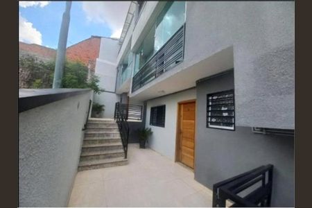 Casa à venda com 84m², 2 quartos e 1 vaga