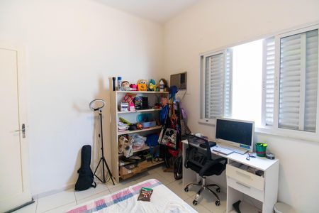 Casa à venda com 720m², 6 quartos e 4 vagas Casa à venda com 720m², 6 quartos e 4 vagasQuarto 2