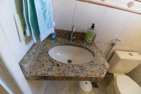 Casa à venda com 720m², 6 quartos e 4 vagas Casa à venda com 720m², 6 quartos e 4 vagasLavabo