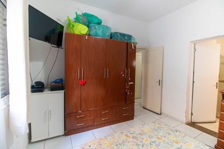 Casa à venda com 720m², 6 quartos e 4 vagas Casa à venda com 720m², 6 quartos e 4 vagasSuíte