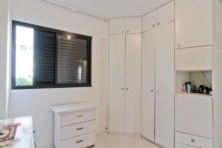Apartamento à venda com 106m², 3 quartos e 2 vagas Apartamento à venda com 106m², 3 quartos e 2 vagasQuarto 2