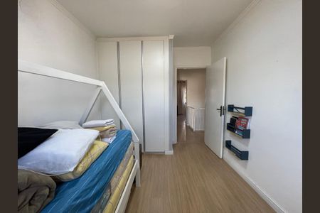 Casa à venda com 250m², 3 quartos e 2 vagas Casa à venda com 250m², 3 quartos e 2 vagasQuarto 2