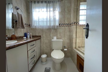 Casa à venda com 250m², 3 quartos e 2 vagas Casa à venda com 250m², 3 quartos e 2 vagasBanheiro do Quarto 3