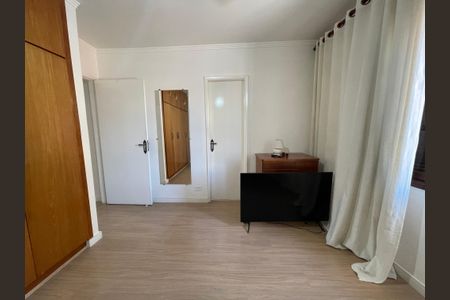 Casa à venda com 250m², 3 quartos e 2 vagas Casa à venda com 250m², 3 quartos e 2 vagasQuarto 3