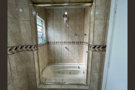 Casa à venda com 250m², 3 quartos e 2 vagas Casa à venda com 250m², 3 quartos e 2 vagasBanheiro do Quarto 3