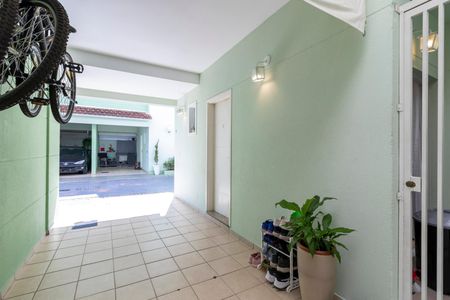 Casa de condomínio à venda com 83m², 3 quartos e 1 vagaGaragem