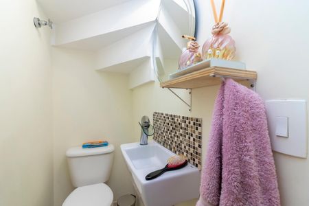 Casa de condomínio à venda com 83m², 3 quartos e 1 vagaLavabo