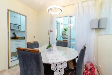 Casa de condomínio à venda com 83m², 3 quartos e 1 vagaSala de Jantar