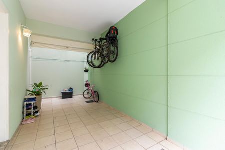 Casa de condomínio à venda com 83m², 3 quartos e 1 vagaGaragem