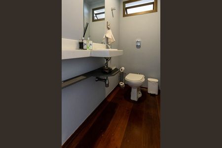 Apartamento para alugar com 210m², 4 quartos e 3 vagasLavabo