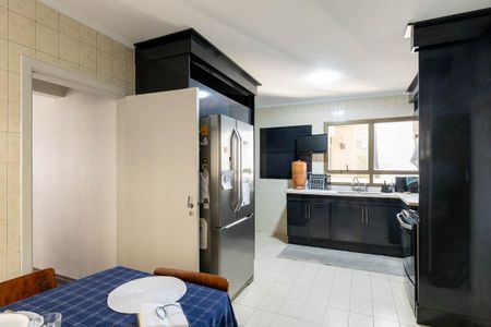 Apartamento para alugar com 210m², 4 quartos e 3 vagasCozinha