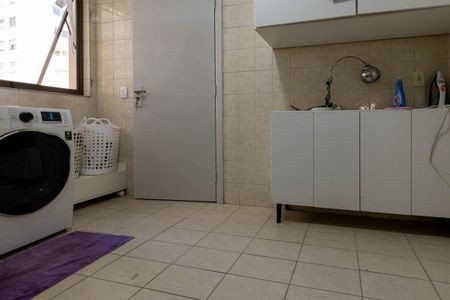 Apartamento para alugar com 210m², 4 quartos e 3 vagasÁrea de Serviço