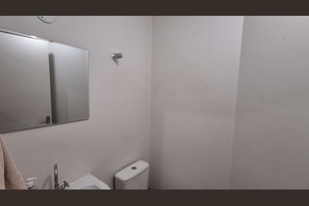 Apartamento à venda com 179m², 3 quartos e 3 vagasBanheiro de Serviço