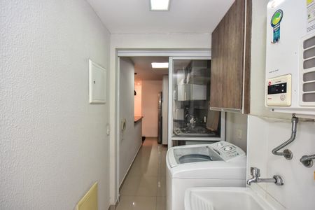 Apartamento à venda com 75m², 2 quartos e 1 vagaÁrea de Serviço