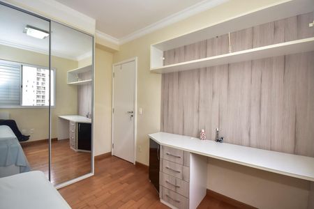 Apartamento à venda com 75m², 2 quartos e 1 vagaQuarto