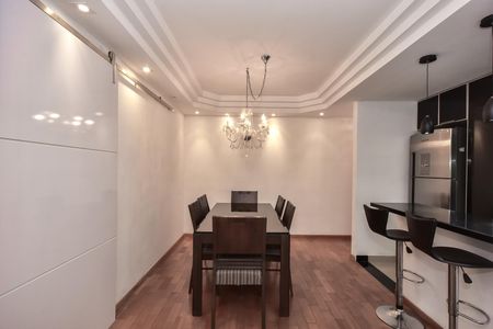Apartamento à venda com 75m², 2 quartos e 1 vagaSala de Jantar