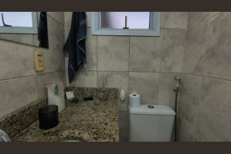 Casa de condomínio à venda com 97m², 2 quartos e 1 vagaBanheiro Social 2