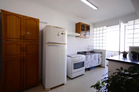Apartamento à venda com 85m², 2 quartos e sem vagaCozinha