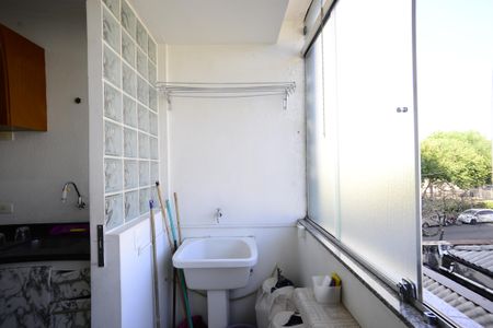 Apartamento à venda com 85m², 2 quartos e sem vagaÁrea de Serviço