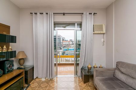Apartamento à venda com 90m², 2 quartos e 1 vagaSala