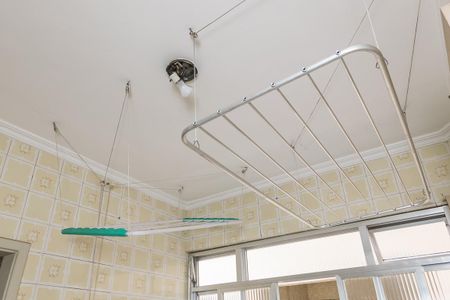 Apartamento à venda com 90m², 2 quartos e 1 vagaÁrea de Serviço