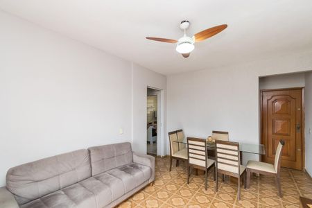 Apartamento à venda com 90m², 2 quartos e 1 vagaSala
