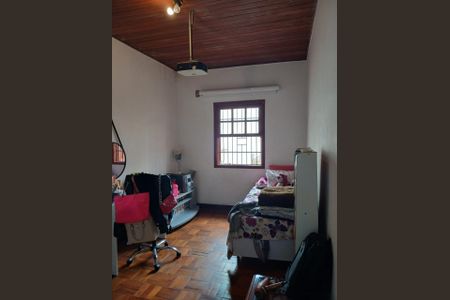 Casa à venda com 171m², 3 quartos e 3 vagas Casa à venda com 171m², 3 quartos e 3 vagasQUARTO