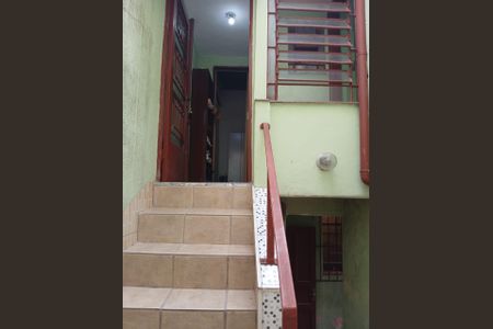 Casa à venda com 171m², 3 quartos e 3 vagas Casa à venda com 171m², 3 quartos e 3 vagasENTRADA CASA 2