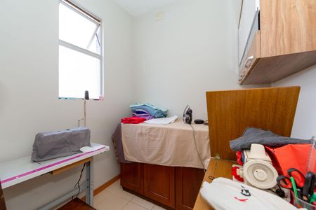 Apartamento à venda com 252m², 5 quartos e 3 vagasQuarto de Serviço