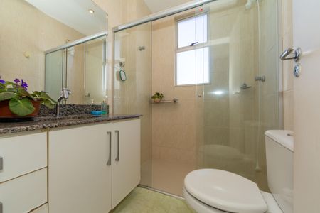 Apartamento à venda com 252m², 5 quartos e 3 vagasBanheiro 1