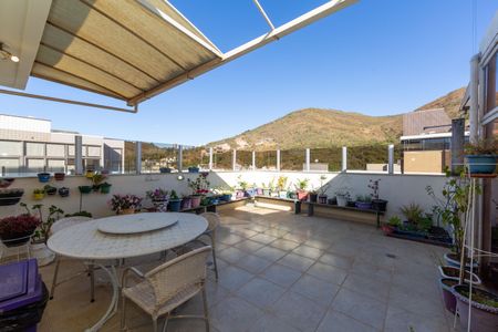 Apartamento à venda com 252m², 5 quartos e 3 vagasÁrea comum