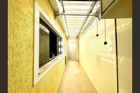 Casa à venda com 3 quartos, 180m² em Vila Aricanduva, São Paulo