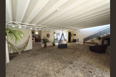Casa à venda com 2 quartos, 246m² em Vila Santa Terezinha, Várzea Paulista