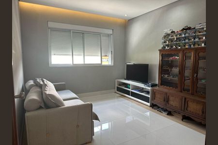 Casa à venda com 4 quartos, 300m² em Jardim das Bandeiras, São Paulo