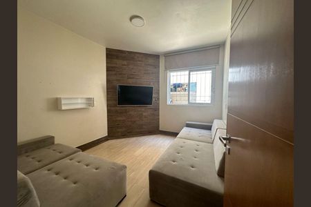 Casa à venda com 4 quartos, 300m² em Jardim das Bandeiras, São Paulo