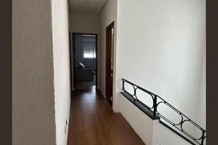 Casa à venda com 4 quartos, 300m² em Jardim das Bandeiras, São Paulo