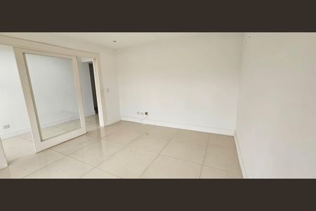 Casa à venda com 4 quartos, 277m² em Alphaville, Santana de Parnaíba