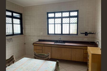 Casa à venda com 4 quartos, 229m² em Vila Prudente, São Paulo