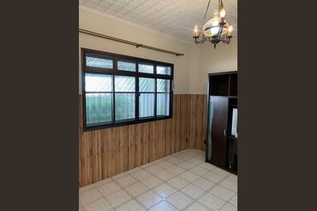 Casa à venda com 4 quartos, 229m² em Vila Prudente, São Paulo