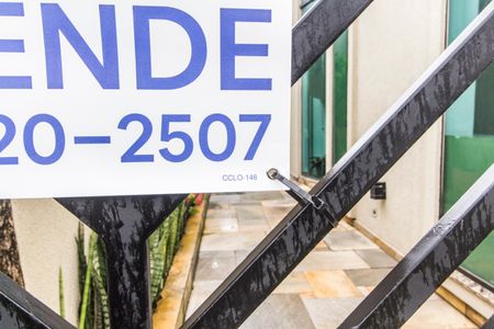 Apartamento à venda com 582m², 2 quartos e 7 vagas Apartamento à venda com 582m², 2 quartos e 7 vagasPlaquinha