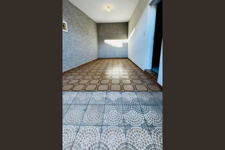 Casa à venda com 2 quartos, 156m² em Bangú, Santo André