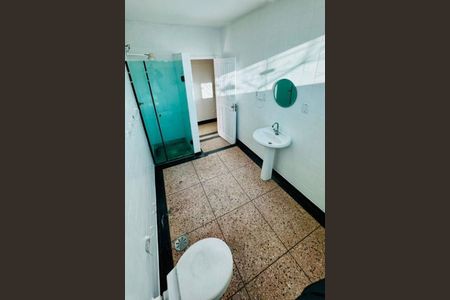 Casa à venda com 2 quartos, 156m² em Bangú, Santo André