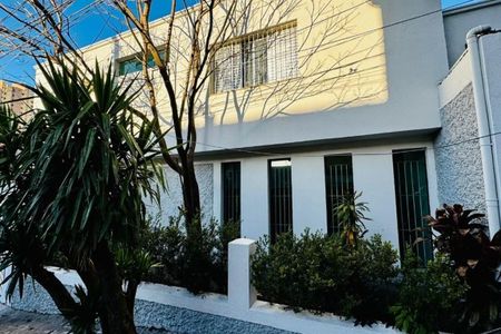 Casa à venda com 156m², 2 quartos e 2 vagas