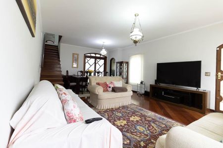 Casa para alugar com 309m², 3 quartos e 4 vagasSala