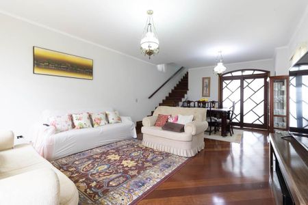 Casa para alugar com 309m², 3 quartos e 4 vagasSala