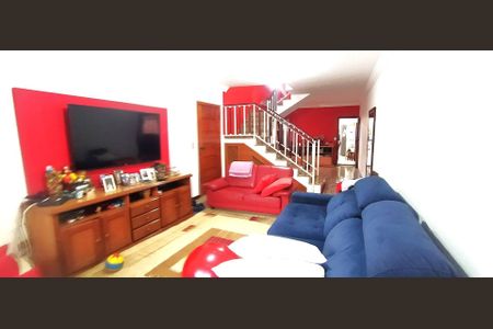 Casa à venda com 3 quartos, 179m² em Vila Ema, São Paulo