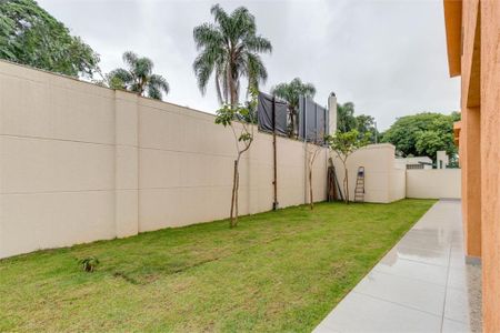 Casa à venda com 292m², 4 quartos e 3 vagas