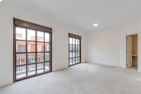 Casa à venda com 292m², 4 quartos e 3 vagas