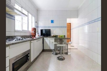 Casa à venda com 3 quartos, 200m² em Cidade Patriarca, São Paulo